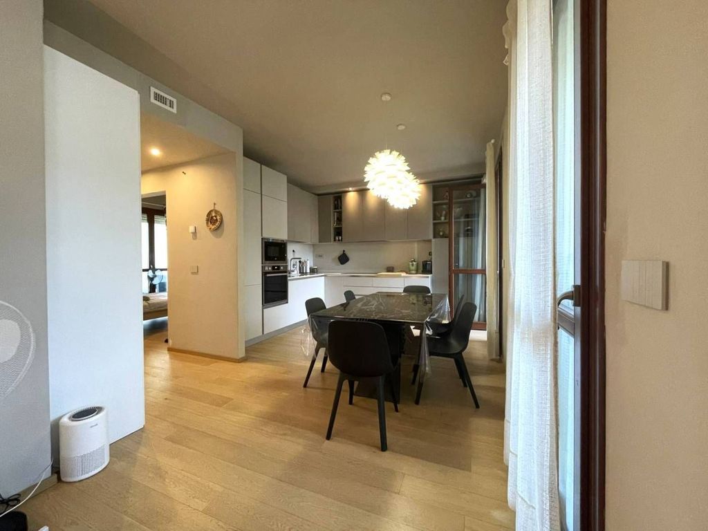 Luxury Apartment for sale in Sesto Fiorentino, 450 000 €, Photo 7
