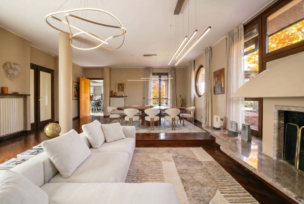 Maison de luxe à vendre à Besana In Brianza, 990 000 €, Photo 2