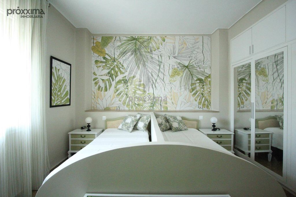 Luxury Apartment for sale in Sevilla, 425 000 €, Photo 4