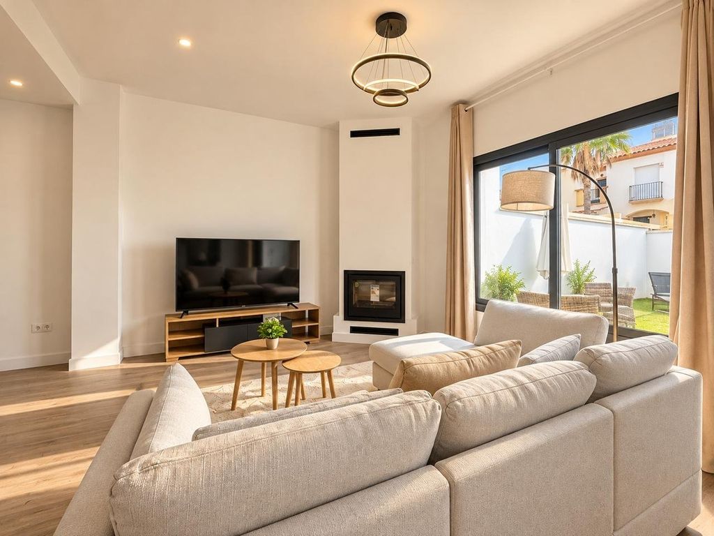 Maison de luxe à vendre à Casares, 665 000 €, Photo 4
