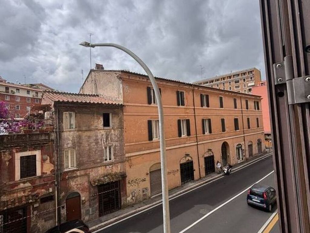 Appartement de luxe à vendre à Rome, 450 000 €, Photo 7