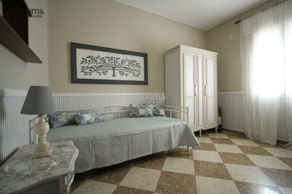 Luxury Apartment for sale in Sevilla, 425 000 €, Photo 7