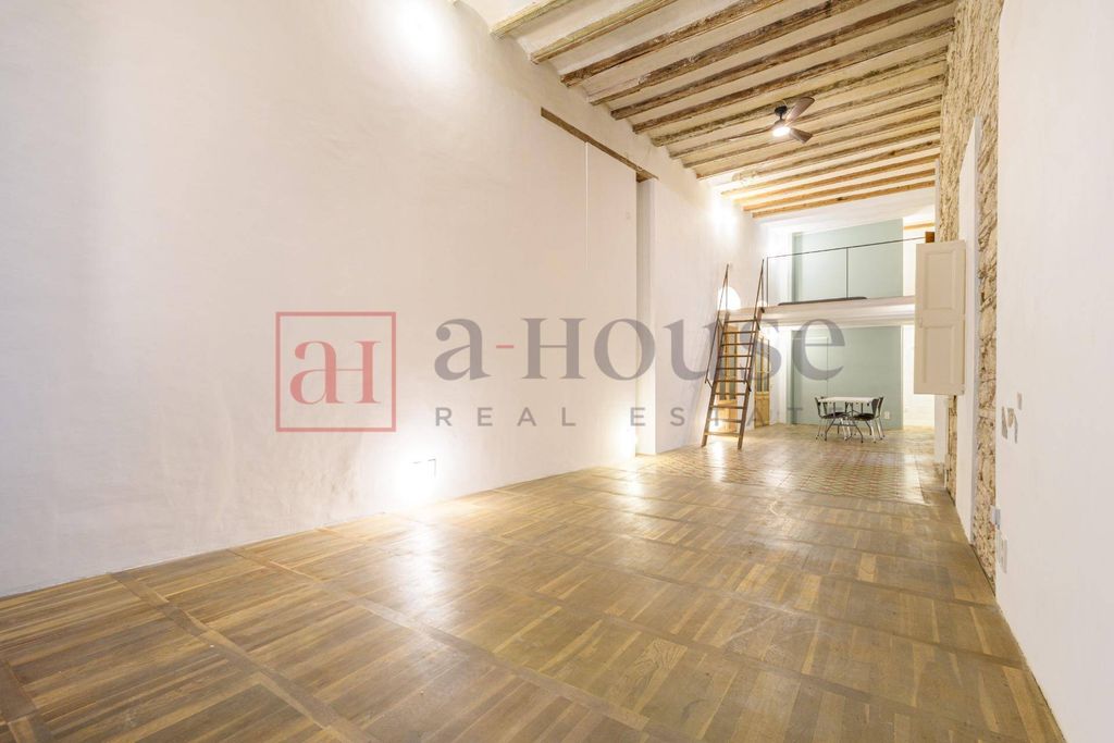Luxury Apartment for sale in Barcelona, 565 000 €, Photo 3