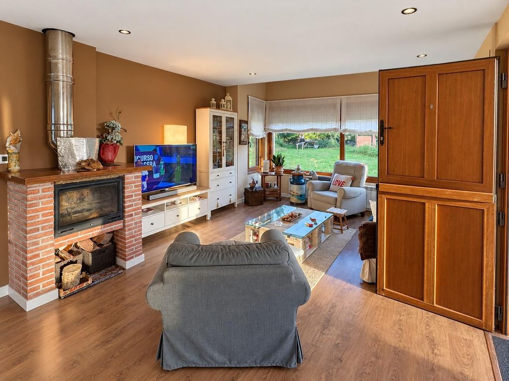 Maison de luxe à vendre à Llanes, 600 000 €, Photo 5