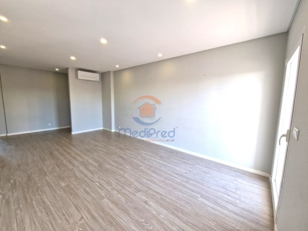Luxury Apartment for sale in Odivelas, 530 000 €, Photo 5
