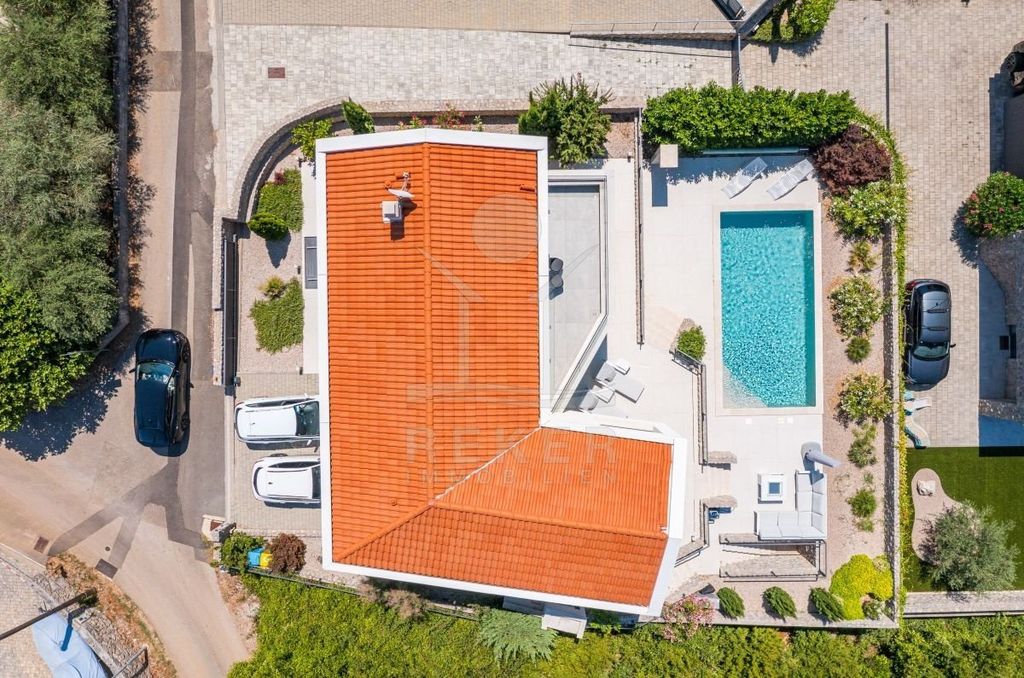 Maison de luxe à vendre à Krk, 999 000 €, Photo 4