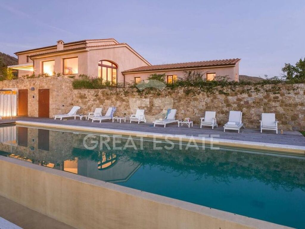 Luxury House for sale in Sarteano, 4 000 000 €, Photo 1