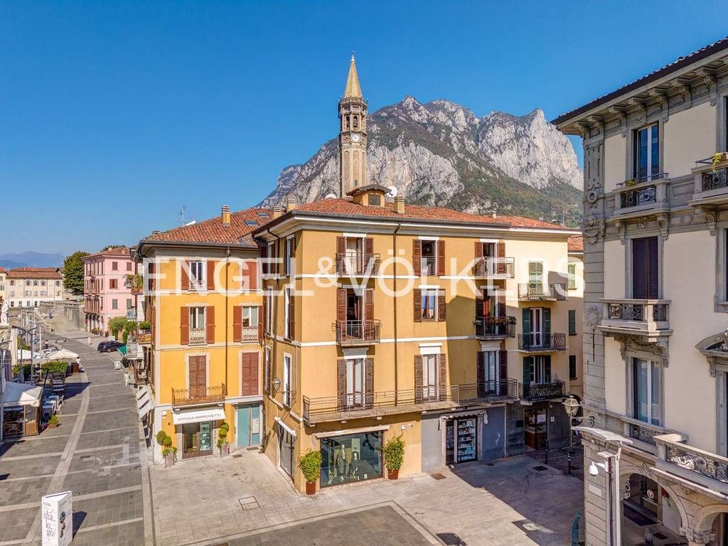 Maison de luxe à vendre à Lecco, 1 690 000 €, Photo 1