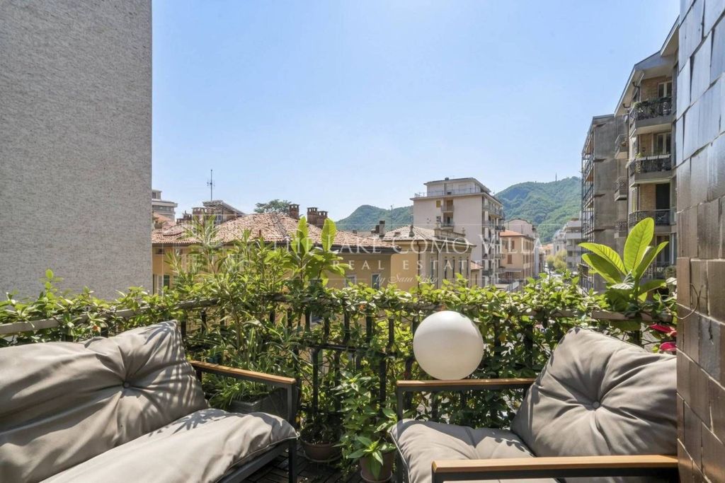 Appartement de luxe à vendre à Como, 700 000 €, Photo 1
