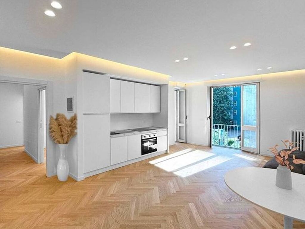 Luxury Apartment for sale in Milan, 629 000 €, Photo 1