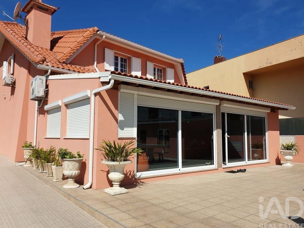 Maison de luxe à vendre à Póvoa de Varzim, 640 000 €, Photo 1