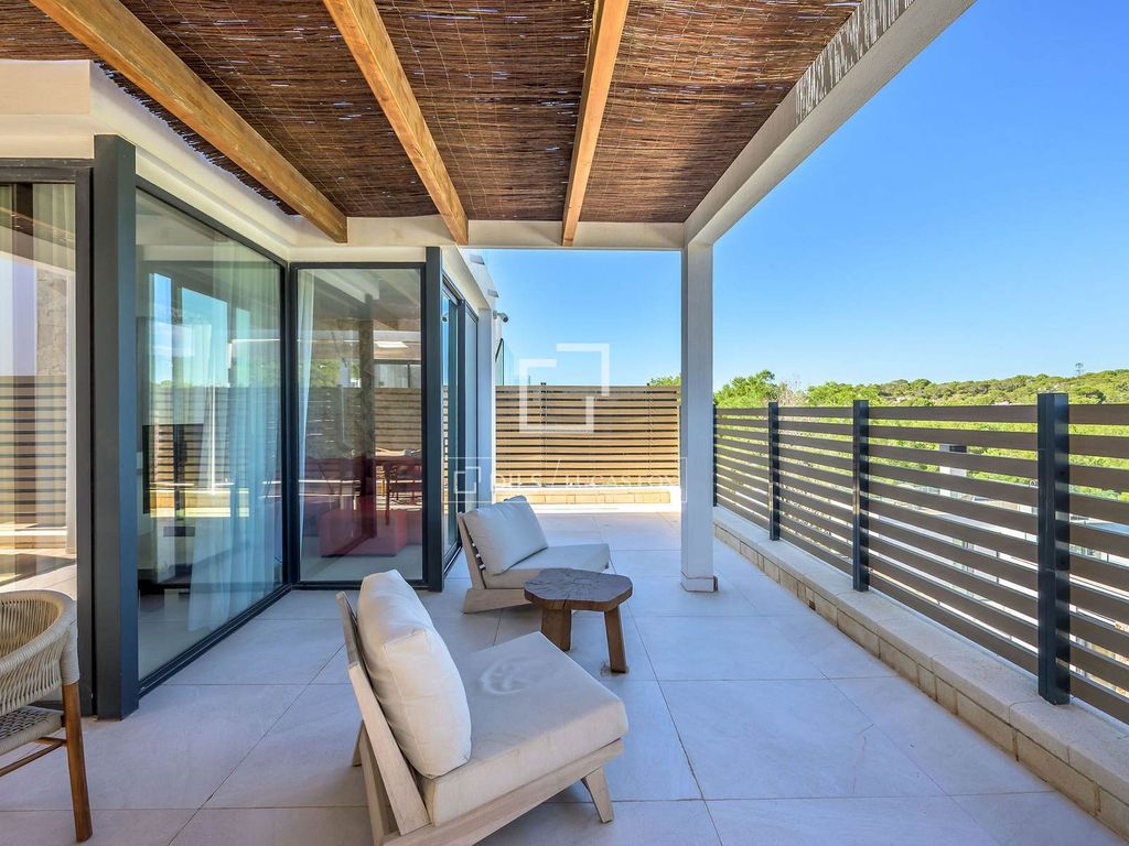 Luxury House for sale in Sant Josep de Sa Talaia, 950 000 €, Photo 1