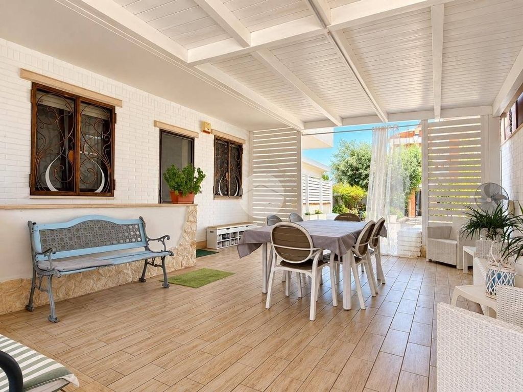 Maison de luxe à vendre à Manfredonia, 550 000 €, Photo 2