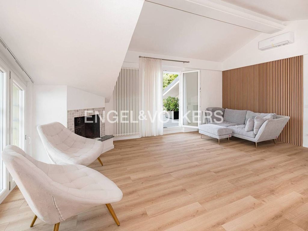 Appartement de luxe à vendre à Cernobbio, 440 000 €, Photo 2