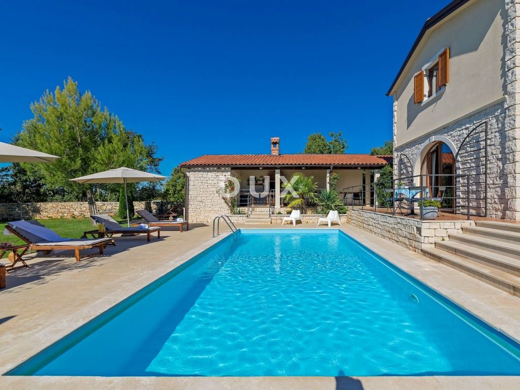 Luxury House for sale in Svetvincenat, 750 000 €, Photo 7