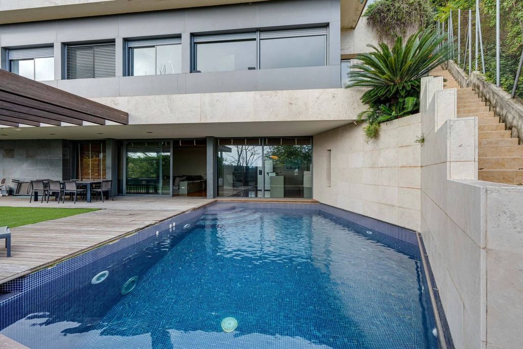 Maison de luxe à vendre à Barcelona, 3 300 000 €, Photo 1