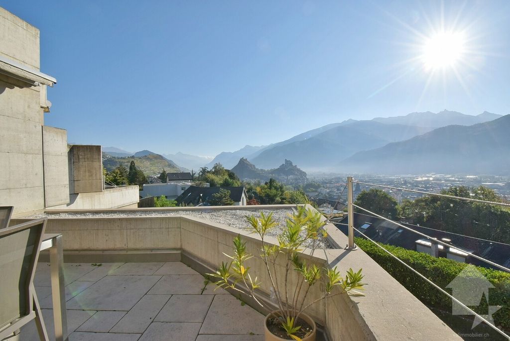 Luxury House for sale in Sitten, 1 814 158 €, Photo 1