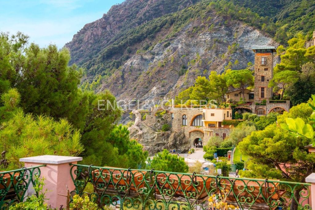 Luxury Apartment for sale in Monterosso Al Mare, 1 000 000 €, Photo 2