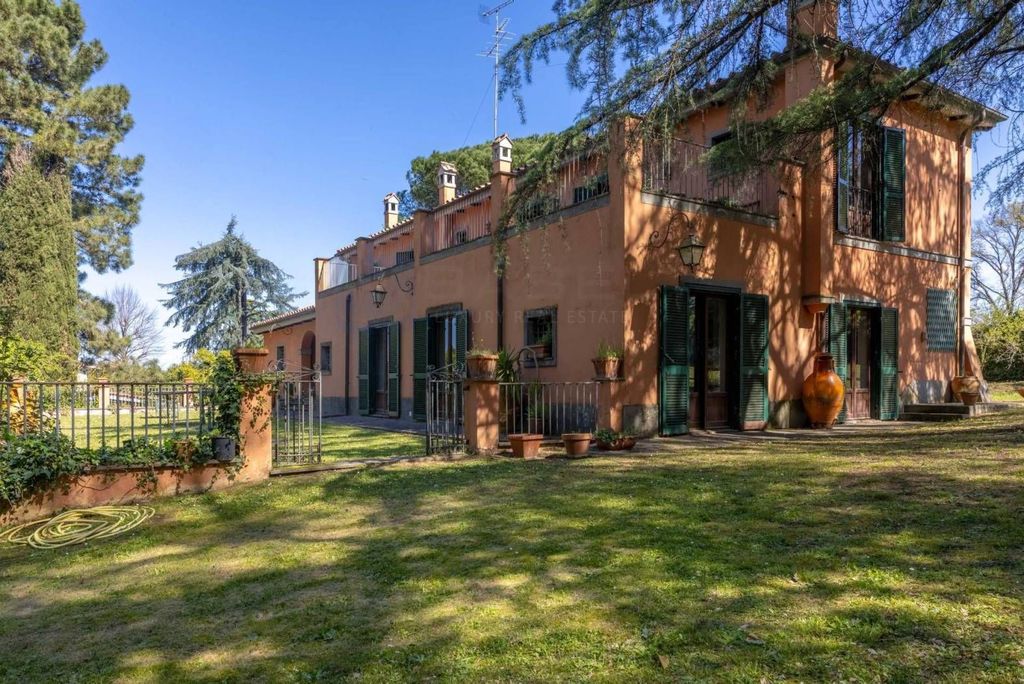 Maison de luxe à vendre à Riano, 820 000 €, Photo 2