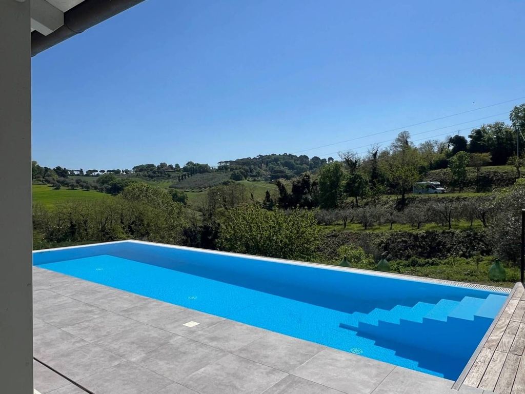 Maison de luxe à vendre à Fano, 750 000 €, Photo 5