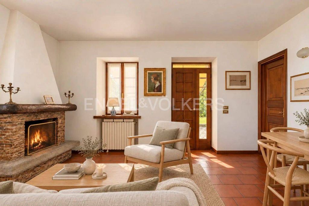 Luxury House for sale in Nebbiuno, 1 200 000 €, Photo 5