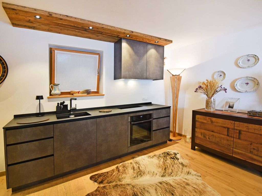Luxury Apartment for sale in Sesto, 950 000 €, Photo 2