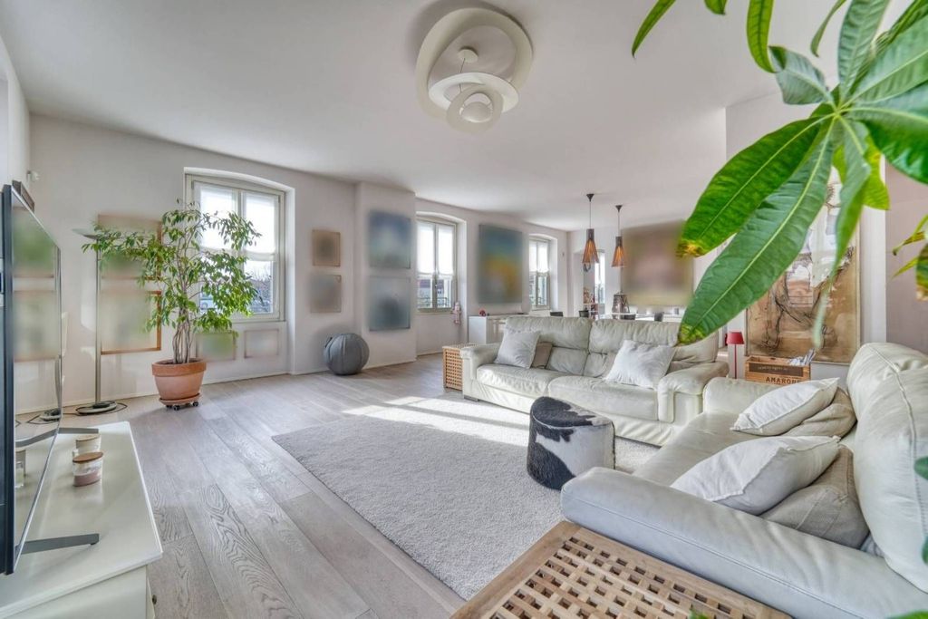 Luxury Apartment for sale in Milan, 1 960 000 €, Photo 2