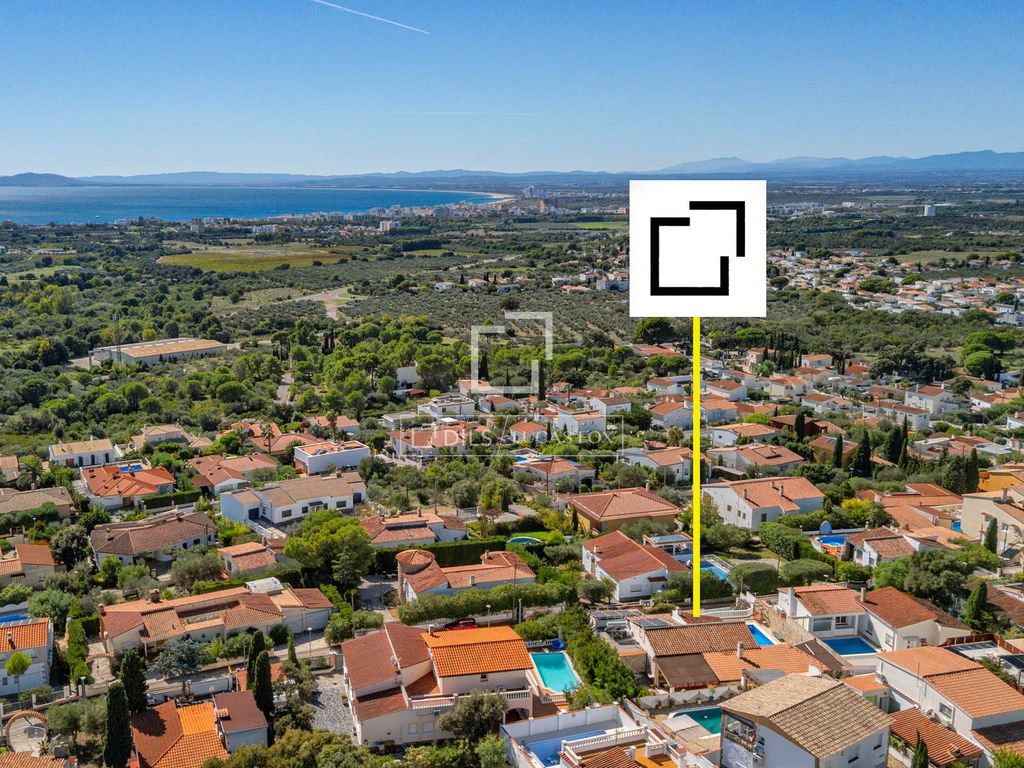 Luxury House for sale in Roses, 675 000 €, Photo 2