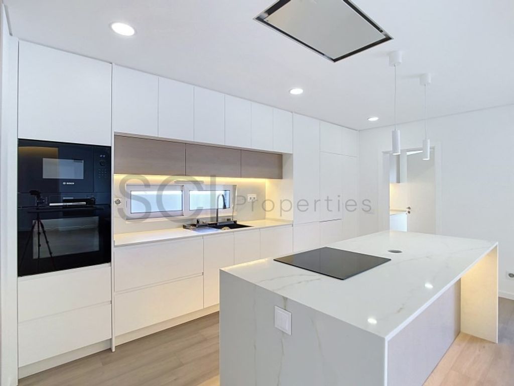Maison de luxe à vendre à Seixal, 630 000 €, Photo 2