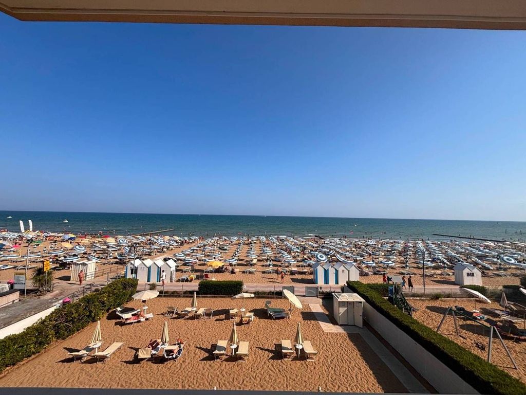 Appartement de luxe à vendre à Iesolo, 650 000 €, Photo 2