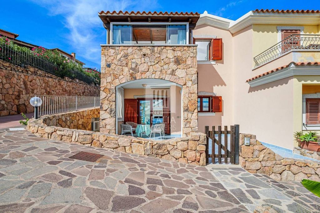 Luxury Apartment for sale in Golfo Aranci, 540 000 €, Photo 2