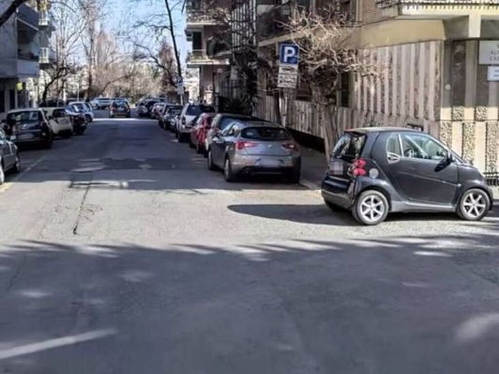 Appartement de luxe à vendre à Rome, 770 000 €, Photo 2