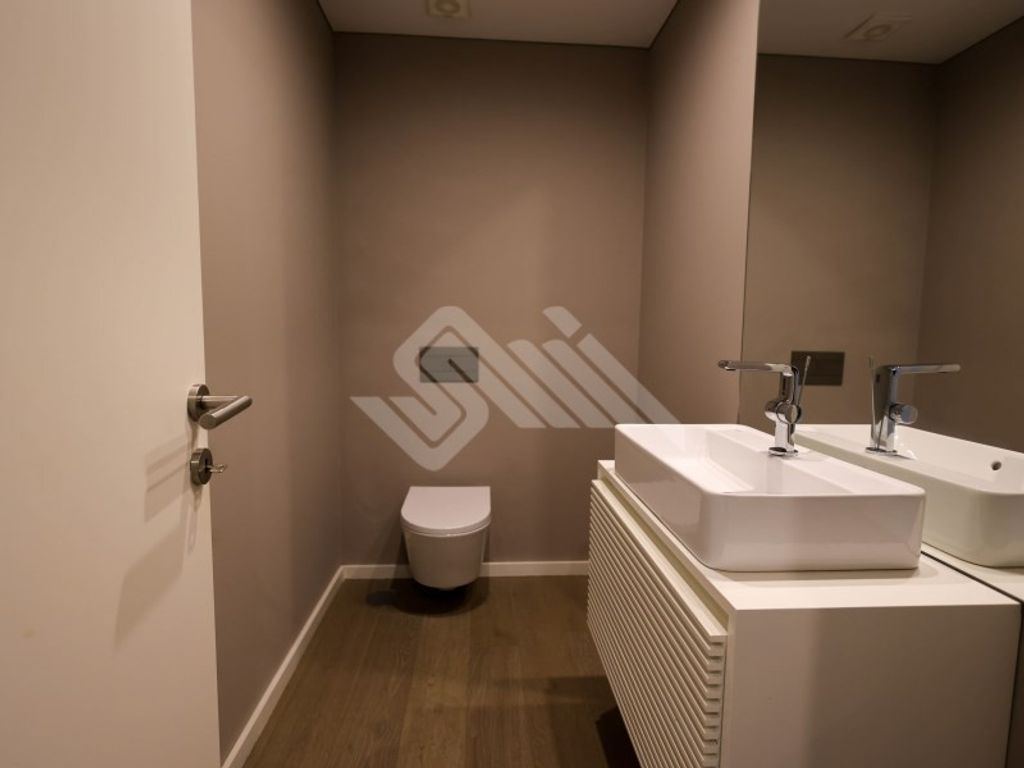 Luxury Apartment for sale in Vila Nova de Gaia, 735 000 €, Photo 2