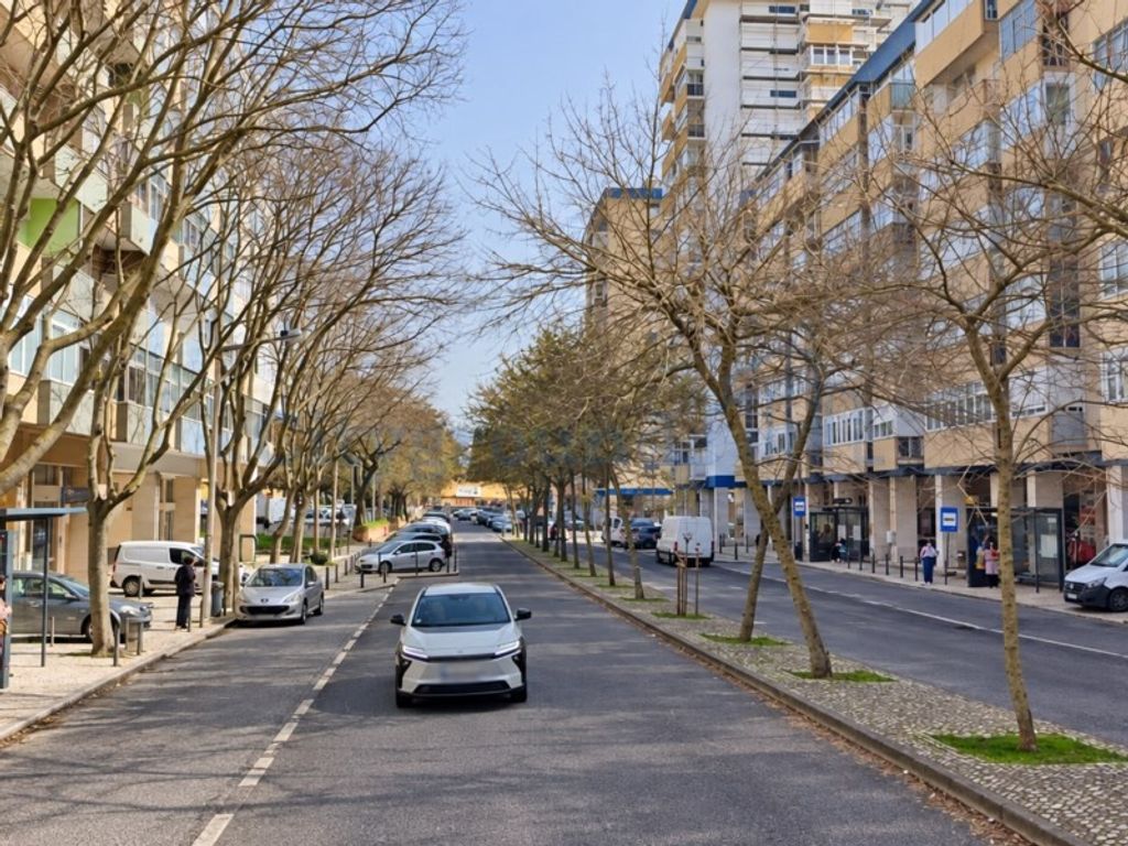 Luxury Apartment for sale in Lisbon, 579 900 €, Photo 2