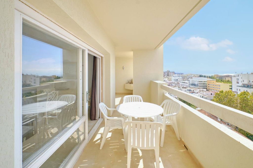 Luxury Apartment for sale in Marbella, 660 000 €, Photo 2