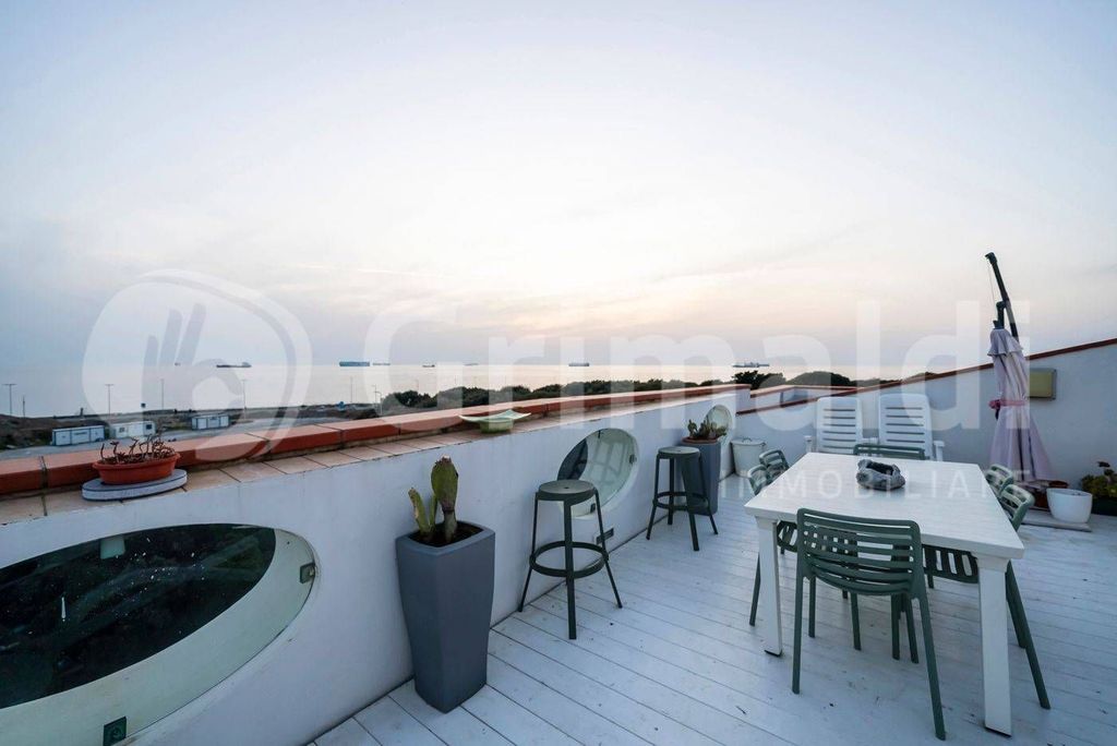 Luxury Apartment for sale in Livorno, 1 000 000 €, Photo 3