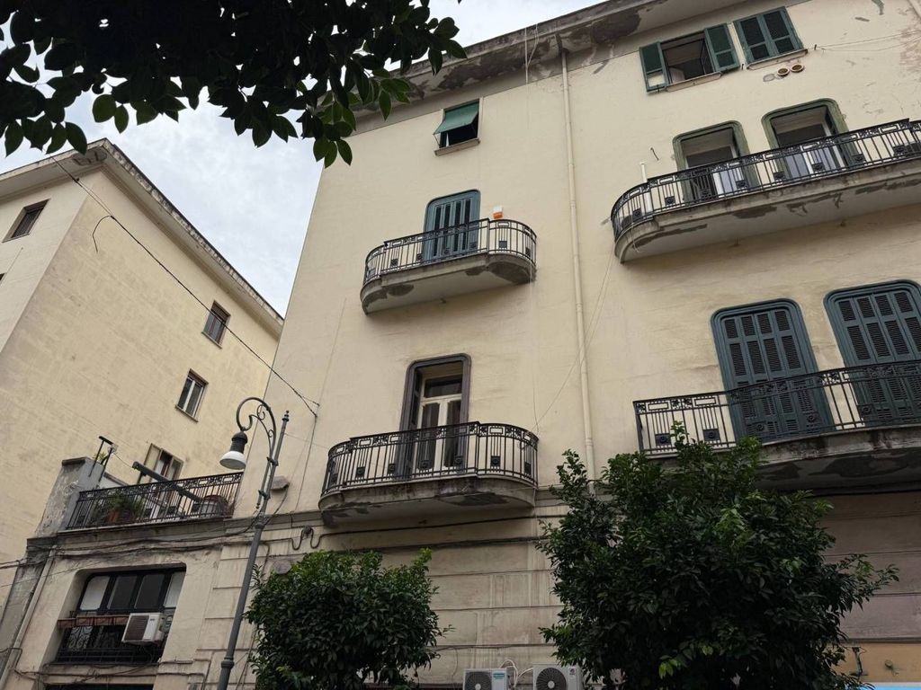 Appartement de luxe à vendre à Salerno, 890 000 €, Photo 3