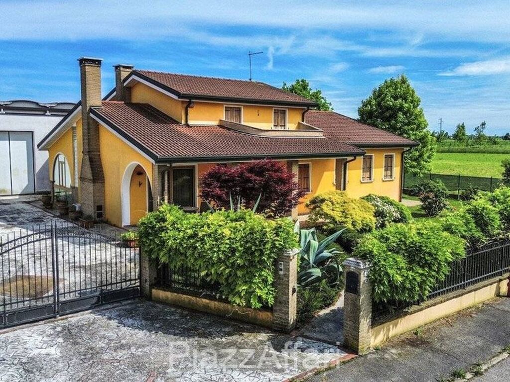 Luxury House for sale in Brugine, 480 000 €, Photo 3