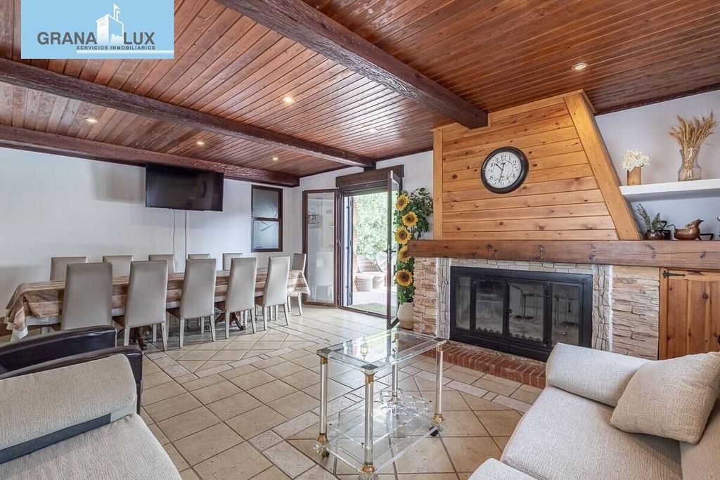 Luxury House for sale in Atarfe, 495 000 €, Photo 3