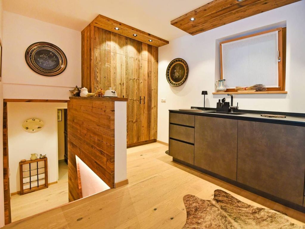 Luxury Apartment for sale in Sesto, 950 000 €, Photo 4