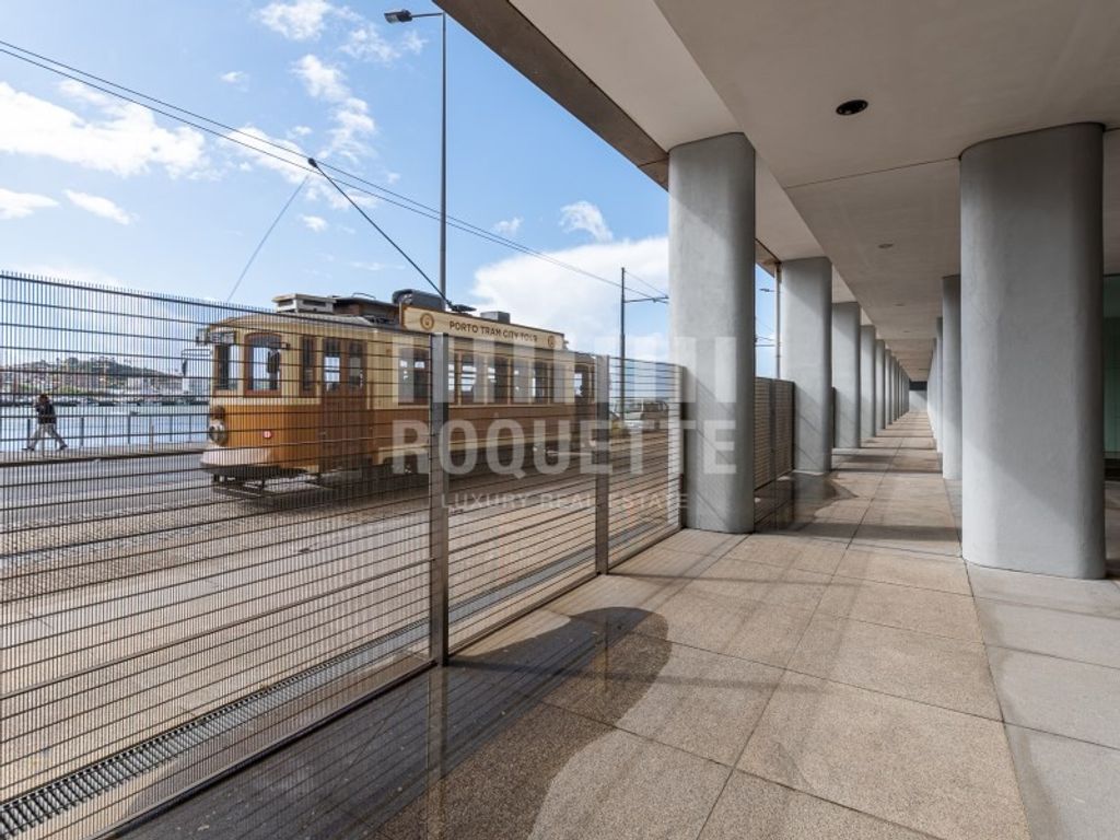 Luxury Apartment for sale in Porto, 1 390 000 €, Photo 4