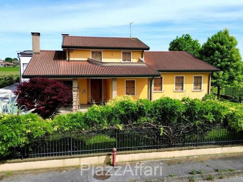 Luxury House for sale in Brugine, 480 000 €, Photo 4