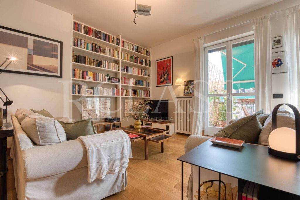 Luxury Apartment for sale in Milan, 1 230 000 €, Photo 4
