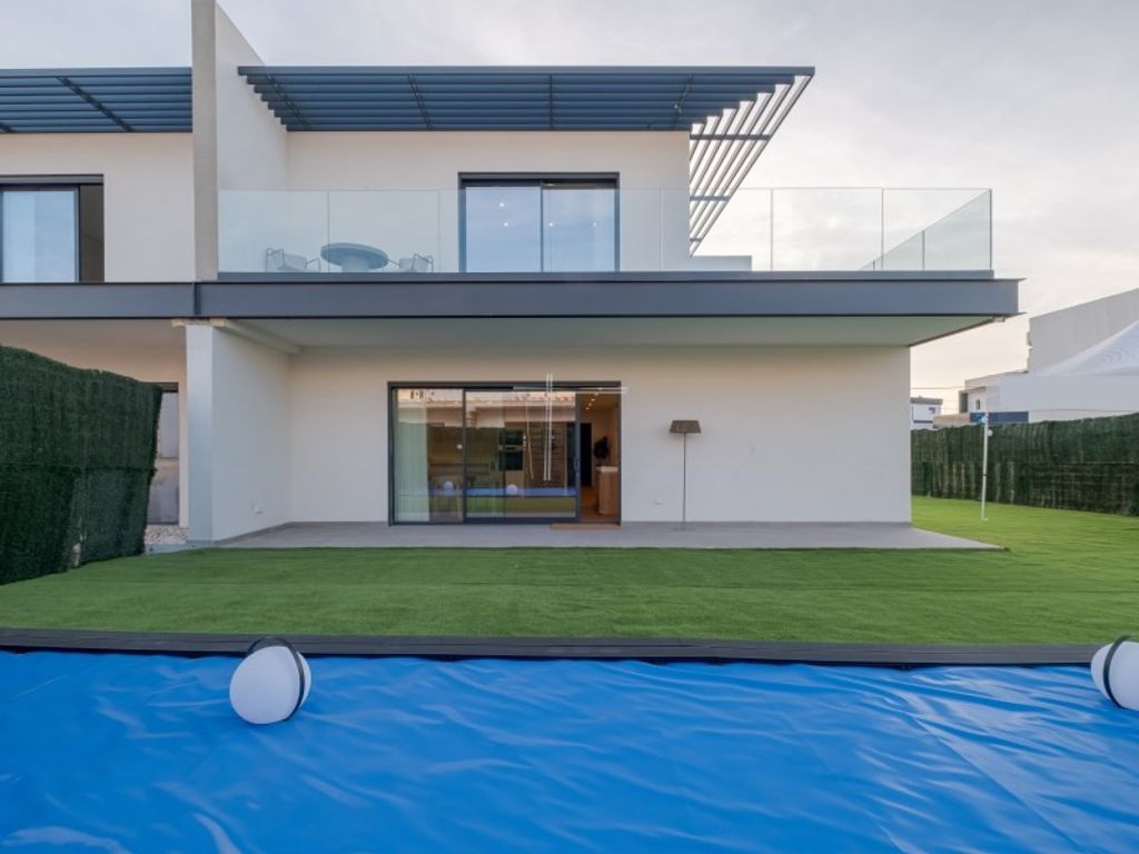 Luxury House for sale in Seixal, 695 000 €, Photo 4