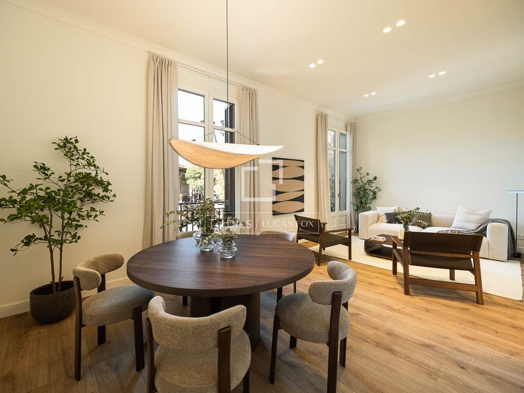 Luxury Apartment for sale in Barcelona, 1 295 000 €, Photo 5