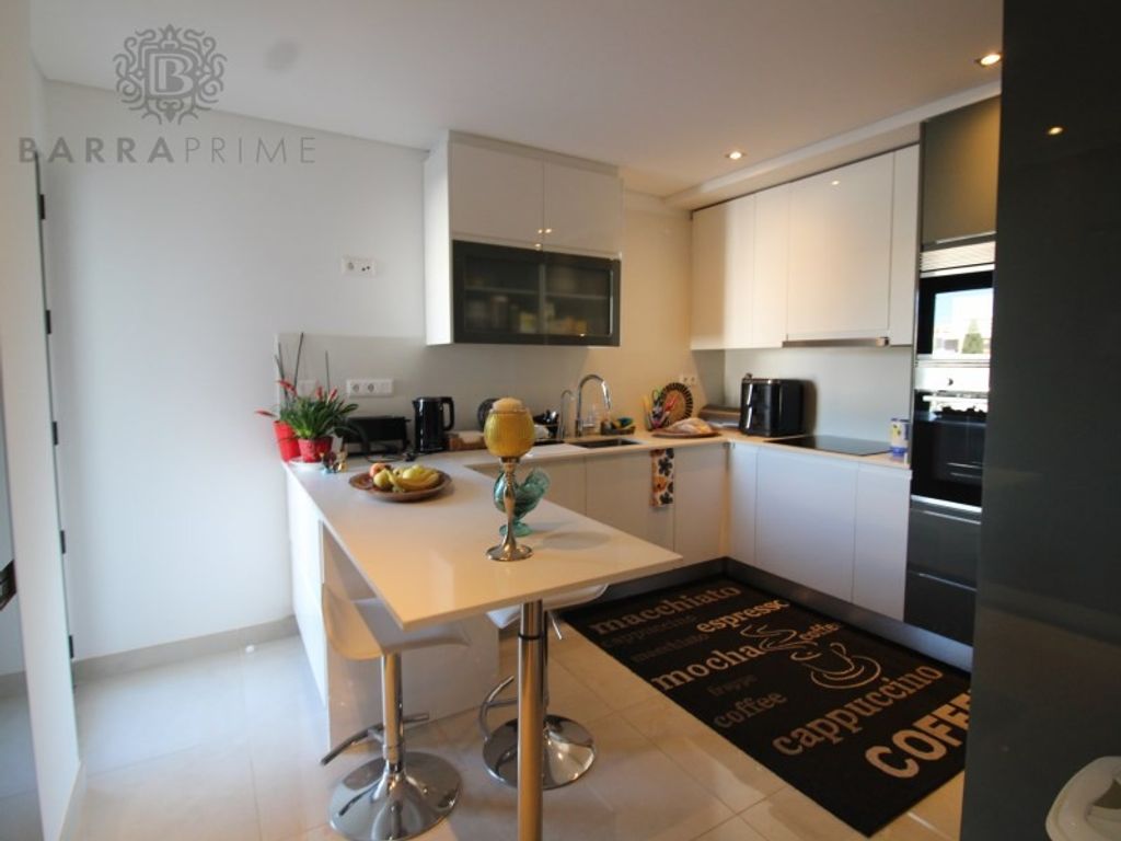 Luxury Apartment for sale in Faro, 670 000 €, Photo 5
