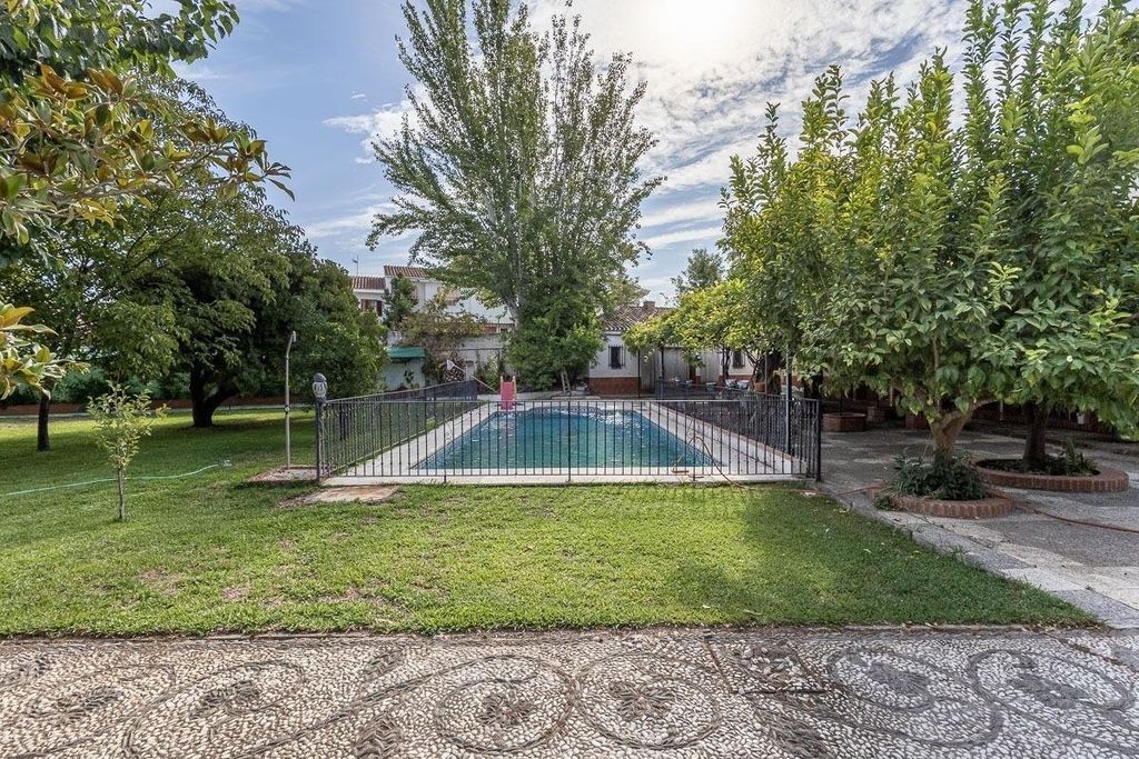 Luxury House for sale in Ogíjares, 550 000 €, Photo 6