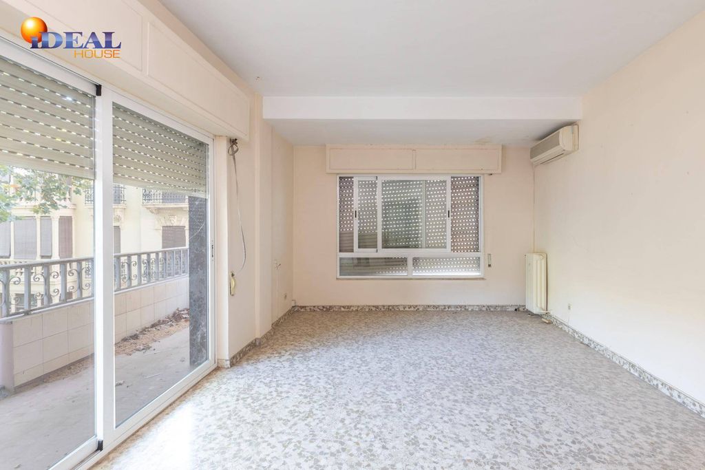 Luxury Apartment for sale in Granada, 485 000 €, Photo 6