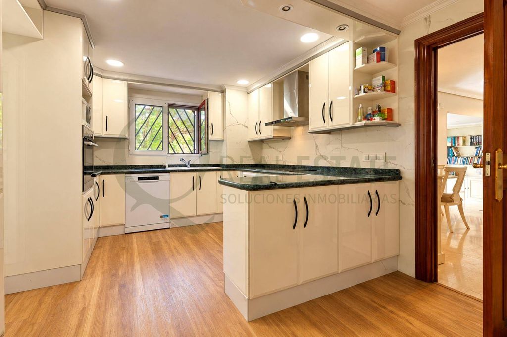 Luxury House for sale in La Condomina, 1 100 000 €, Photo 6