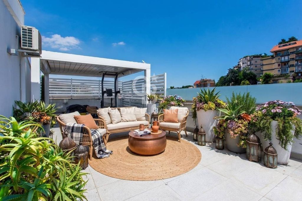 Luxury Apartment for sale in Rome, 960 000 €, Photo 7